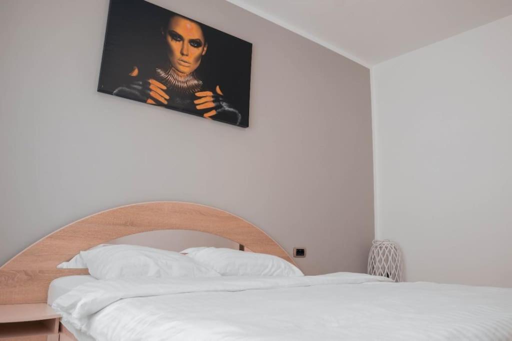 Apartament Zona Coresi Mall 브라쇼브 외부 사진